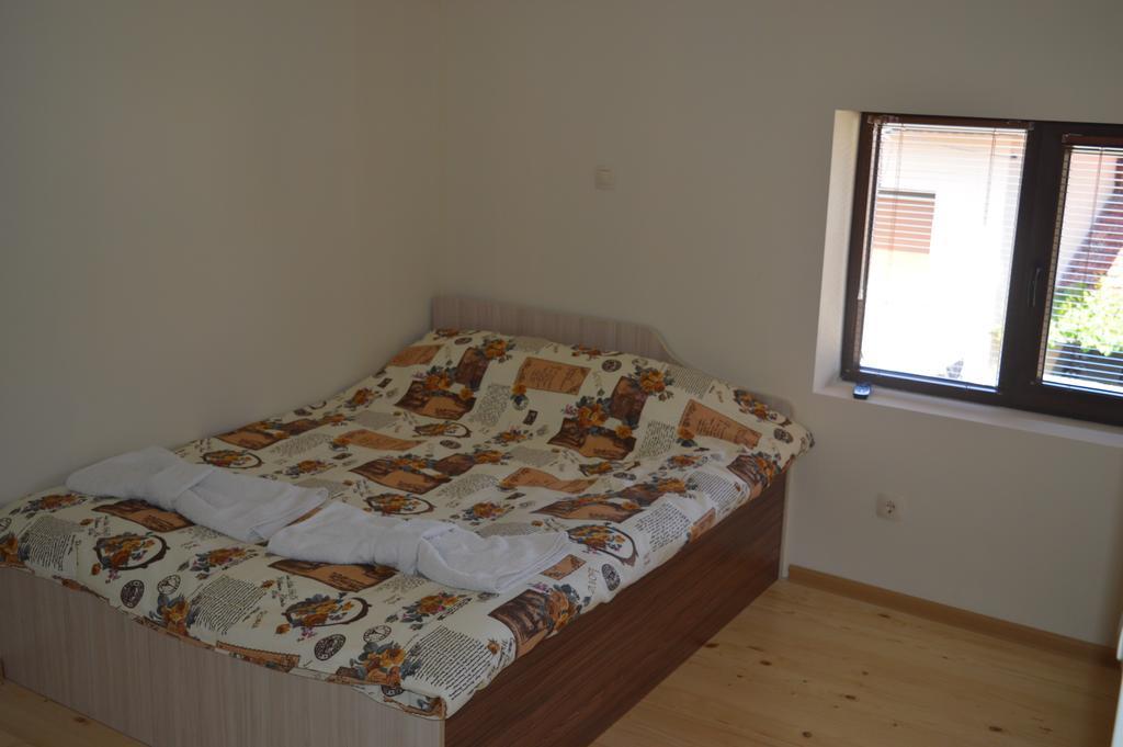 Guest House Vasilena Sapareva Banja Eksteriør bilde